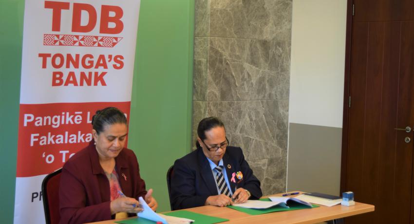 TDB signing the extension of the Government Development Loan Scheme
